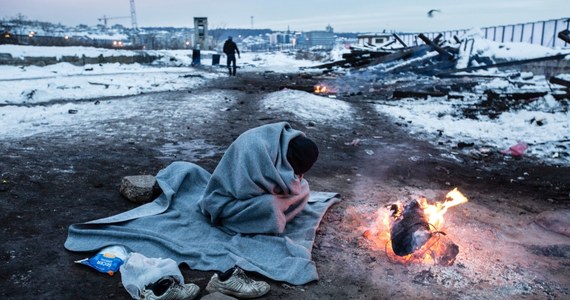 15 uchodźców z Syrii, w tym również dzieci, zamarzło na śmierć, gdy próbowało przedostać się przez górzystą granicę do Libanu - informuje portal BBC News. Ciała osób znaleziono w piątek, a dwa kolejne dzień później.