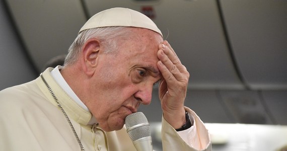 Franciszek przyznał, że użył "błędnych słów", mówiąc o oskarżanym o tuszowanie pedofilii biskupie z Chile. Chodzi o słowa papieża, że nie widział "żadnych dowodów" przeciwko duchownemu, ale tylko "kalumnie".