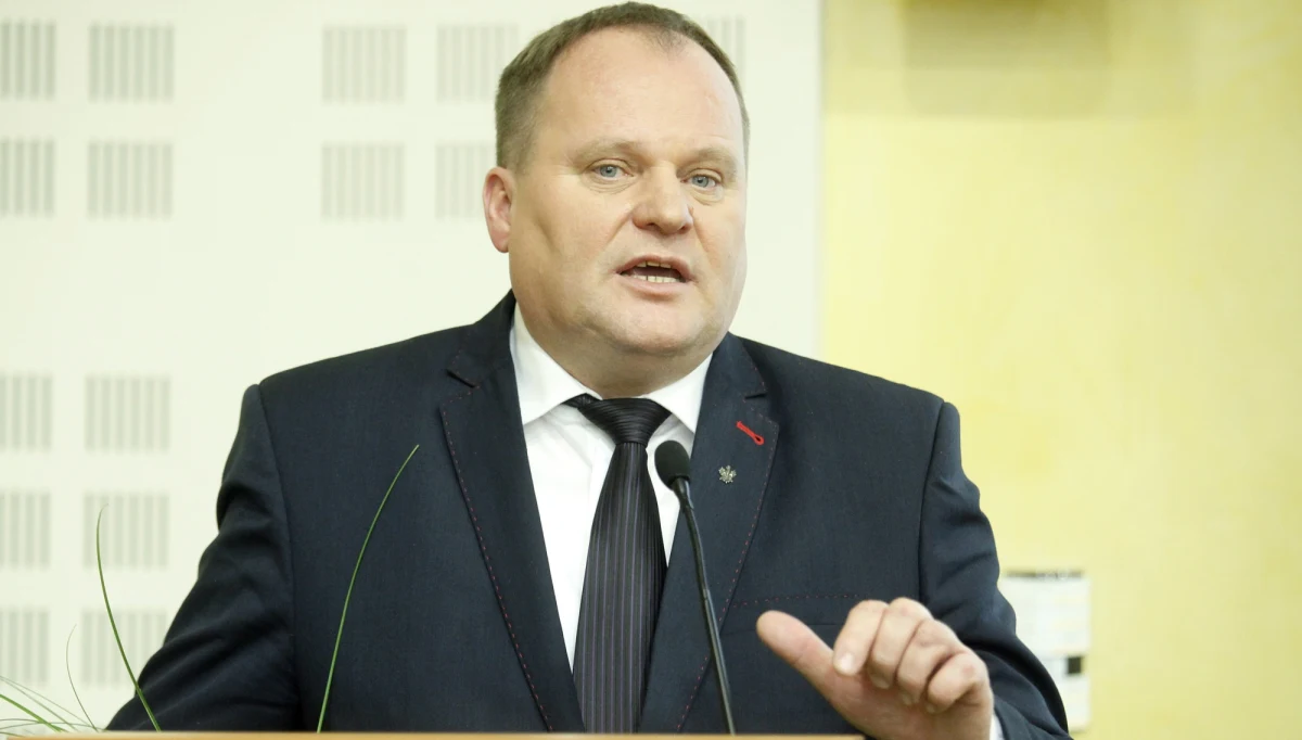 ​Poseł Mieczysław Baszko, który odszedł z PSL i dołączył do klubu PiS, wystartuje w wyborach samorządowych na Podlasiu. Jak przyznał w rozmowie z naszym reporterem, od pracy w Sejmie woli pracę we własnym regionie.