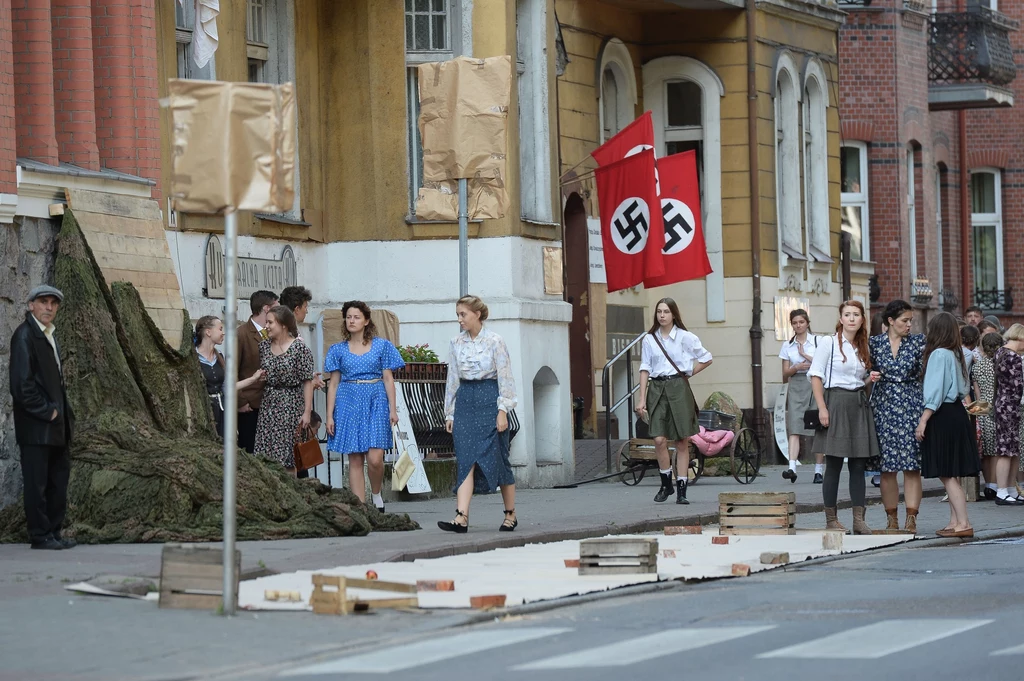 Niezwykła lekcja historii w Słupsku - inscenizacja wybuchu Powstania Warszawskiego