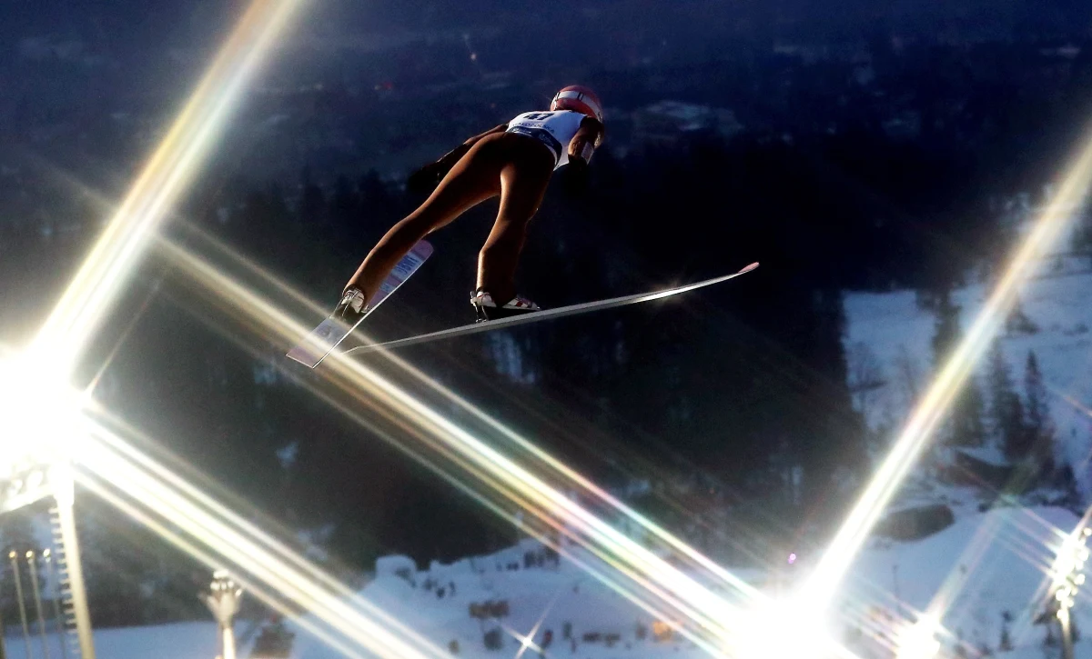 Kamil Stoch, Dawid Kubacki, Stefan Hula i Maciej Kot będą reprezentować Polskę w sobotnim drużynowym konkursie Pucharu Świata w Zakopanem! Taką decyzję podjął dzień przed zawodami trener kadry Stefan Horngacher.