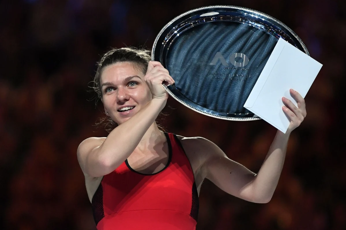 ​Simona Halep po przegranym w sobotę finale turnieju Australian Open była hospitalizowana całą noc - informują media. Rumuńska tenisistka, która w poniedziałek straci miano liderki światowego rankingu, trafiła do szpitala w Melbourne z powodu odwodnienia.