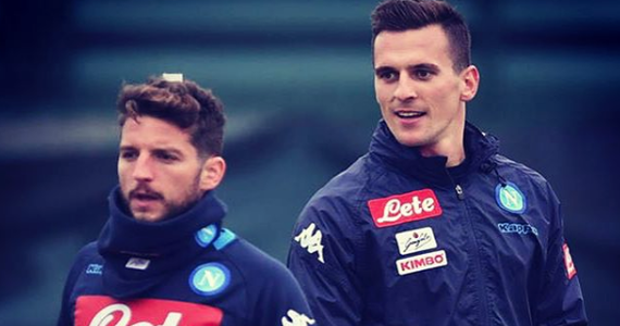 Piłkarz reprezentacji Polski Arkadiusz Milik wznowił treningi z drużyną Napoli. To oznacza - jak zaznaczają włoskie media - że zbliża się jego powrót na boisko po wrześniowej kontuzji kolana i operacji.