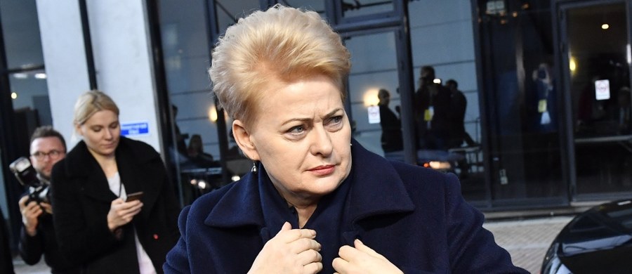 ​Rosja w obwodzie kaliningradzkim w poniedziałek rozmieściła na stałe rakiety Iskander mogące przenosić głowice jądrowe - poinformowała prezydent Litwy Dalia Grybauskaite.