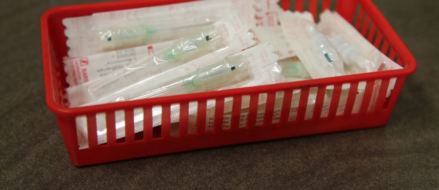 Prokuratura Regionalna w Szczecinie wszczęła śledztwo w sprawie skandalu szczepionkowego. Śledczy mają wyjaśnić, czy podanie pacjentom niewłaściwie przechowywanych szczepionek mogło narazić ich życie i zdrowie na niebezpieczeństwo. 
