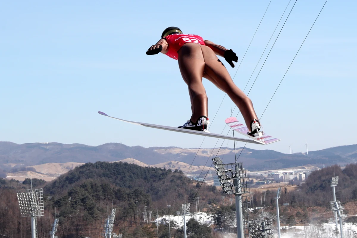 Kamil Stoch, Stefan Hula, Maciej Kot i Dawid Kubacki wystąpią w dzisiejszych kwalifikacjach do pierwszego konkursu na igrzyskach w Pjongczangu. W składzie zabrakło Piotra Żyły - poinformował na Facebooku Adam Małysz, dyrektor PZN ds. skoków i kombinacji norweskiej.