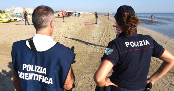 Na 9 lat i 8 miesięcy więzienia zostało skazanych trzech nastolatków - sprawców napaści na polskich turystów w Rimini w sierpniu ubiegłego roku. Nastolatków uznano za winnych łącznie trzech napadów w Rimini: na Polaków, na turystów z Włoch oraz transseksualistę.