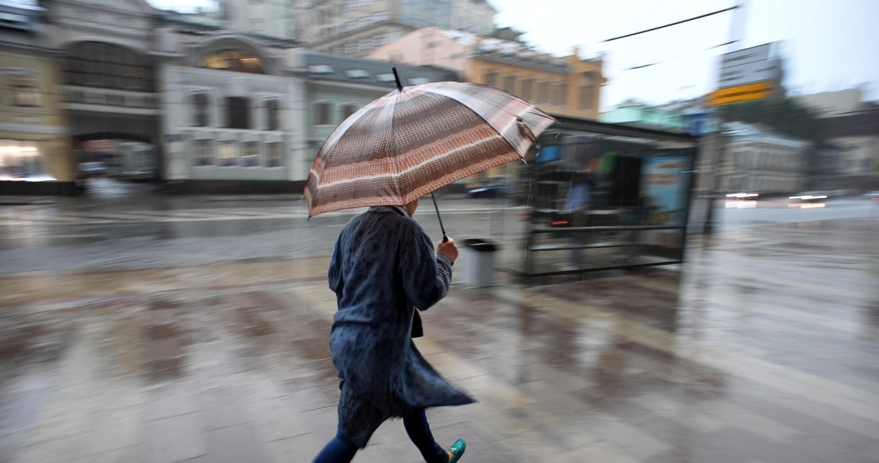 Burze i deszcz nie odpuszczą. Na horyzoncie wyraźne ochłodzenie