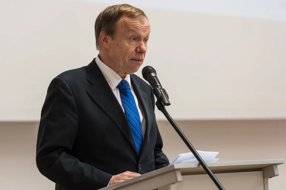 ​"Intencją hitlerowskich Niemiec było zamordowanie Żydów i Polaków oraz zniszczenie ich kultury. Musimy wziąć za to pełną odpowiedzialność" - powiedział w wywiadzie dla poniedziałkowej "Rzeczpospolitej" ambasador Niemiec w Warszawie Rolf Nikel.