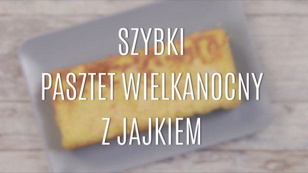 Zbliżają się święta, a ty nie masz jeszcze pasztetu? Wypróbuj szybki przepis na pasztet wielkanocny z jajkiem. Po upieczeniu możesz go kroić i podawać z sosem tatarskim lub żurawiną. Szybki pasztet wielkanocny z jajkiem idealnie nadaje się również do kanapek. Raz go spróbujesz, a już na zawsze zagości w twoim stałym menu wielkanocnym. Dowiedz się, jak zrobić szybki pasztet wielkanocny z jajkiem.