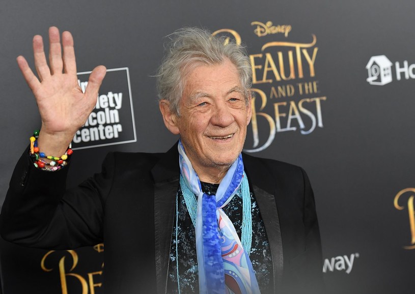 ​Brytyjski aktor sir Ian McKellen, znany z roli Gandalfa w filmie "Władca Pierścieni", będzie spał w teatrze. Autor przygotowuje się do roli króla Leara na scenie Duke of York w Londynie.
