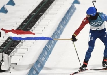 Niesamowity bieg Fourcade’a i dalekie miejsce Grzegorza Guzika
