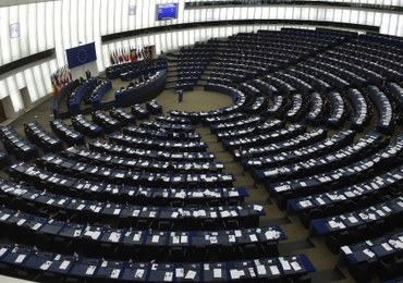 Bruksela ma plan: Uzależnienie wypłat z budżetu od przestrzegania praworządności 