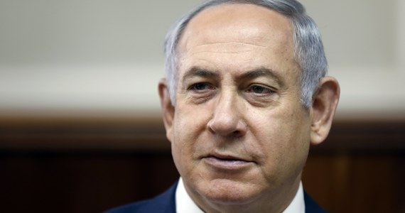 Po dwuletnim dochodzeniu izraelska policja zarekomendowała we wtorek prokuratorowi generalnemu postawienie zarzutów korupcji premierowi Benjaminowi Netanjahu w związku z dwiema sprawami. Szef rządu nie przyznaje się do zarzucanych mu czynów.