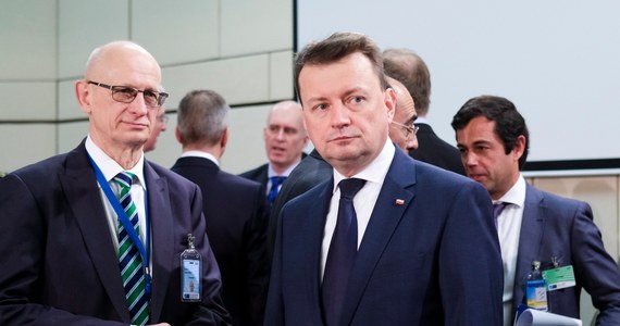 "W polskiej ocenie zmiany zaproponowane w dowodzeniu NATO to bardzo dobry kierunek" - mówił szef MON Mariusz Błaszczak po sesji ministrów obrony państw NATO w Brukseli. Jak dodał, zaproponowane w środę zmiany wzmocnią po latach Sojusz Północnoatlantycki.