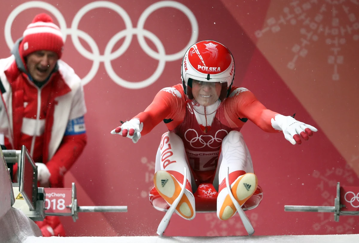 ​Polska sztafeta mieszana zajęła ósme miejsce w rywalizacji saneczkarzy na igrzyskach olimpijskich w Pjongczangu. Wygrała reprezentacja Niemiec, powtarzając sukces sprzed czterech lat z Soczi.