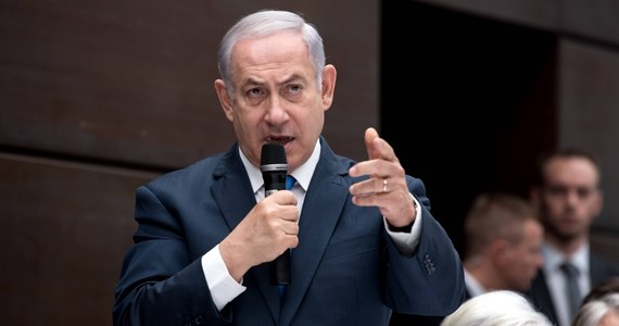 Premier Izraela Benjamin Netanjahu za "oburzającą" uznał wypowiedź premiera Mateusza Morawieckiego o tym, że wśród sprawców Holokaustu byli także Żydzi. "Polski premier mówi jak zwyczajny negacjonista Holokaustu" – cytuje „Haarec” szefa izraelskiego rządu.