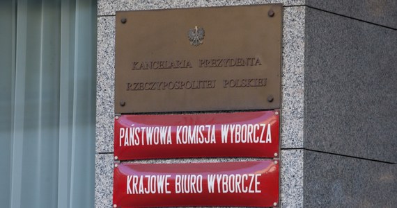 Ministerstwo spraw wewnętrznych przedstawiło nazwiska trzech kandydatów na nowego szefa Krajowego Biura Wyborczego. Są to: Magdalena Pietrzak, Mirosław Sanek i Paweł Szrot. 