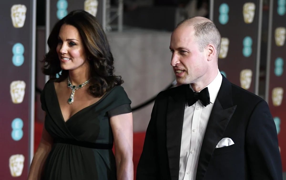 Księżna Kate i książę William pojawili się na gali rozdania nagród BAFTA Brytyjskiej Akademii Sztuk Filmowych i Telewizyjnych w londyńskiej Royal Albert Hall. Ich obecność jest szeroko komentowana.