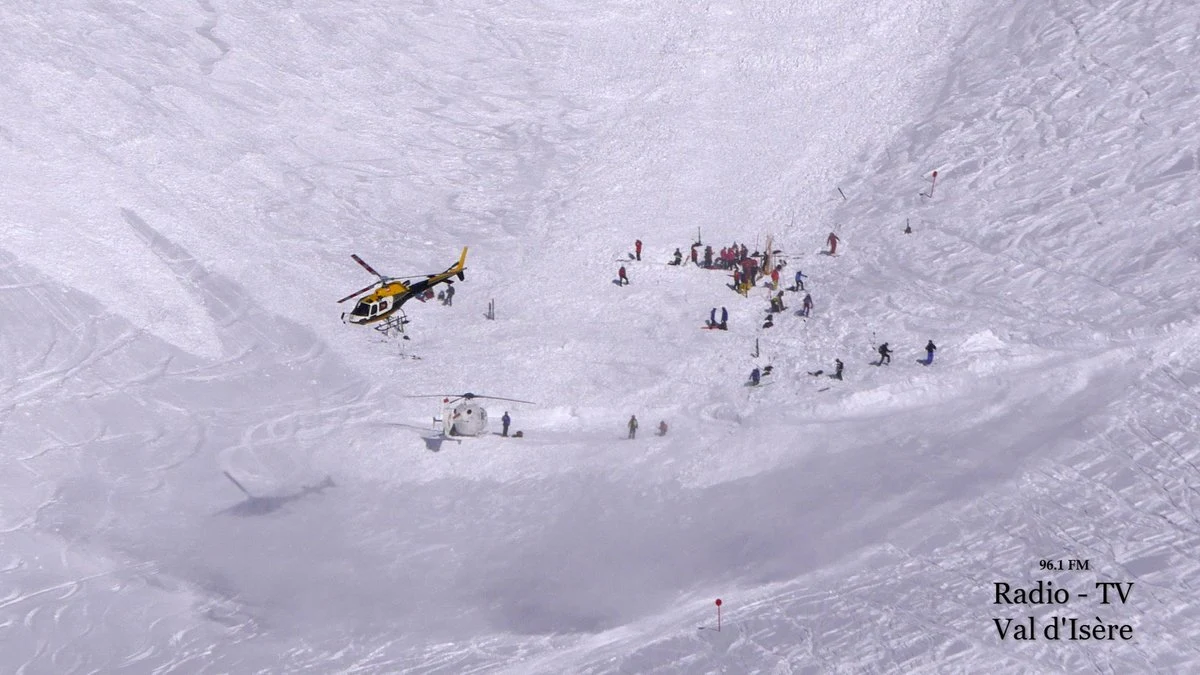O zachowanie nadzwyczajnej ostrożności w Alpach i Pirenejach z powodu podwyższonego zagrożenia lawinowego apelują do turystów francuskie władze. W ciągu weekendu lawiny zabiły tam cztery osoby, w tym 11-letnie dziecko. Z powodu obfitych opadów śniegu w Pirenejach ryzyko lawin ma wzrastać do środy.
