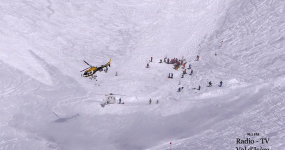 O zachowanie nadzwyczajnej ostrożności w Alpach i Pirenejach z powodu podwyższonego zagrożenia lawinowego apelują do turystów francuskie władze. W ciągu weekendu lawiny zabiły tam cztery osoby, w tym 11-letnie dziecko. Z powodu obfitych opadów śniegu w Pirenejach ryzyko lawin ma wzrastać do środy.