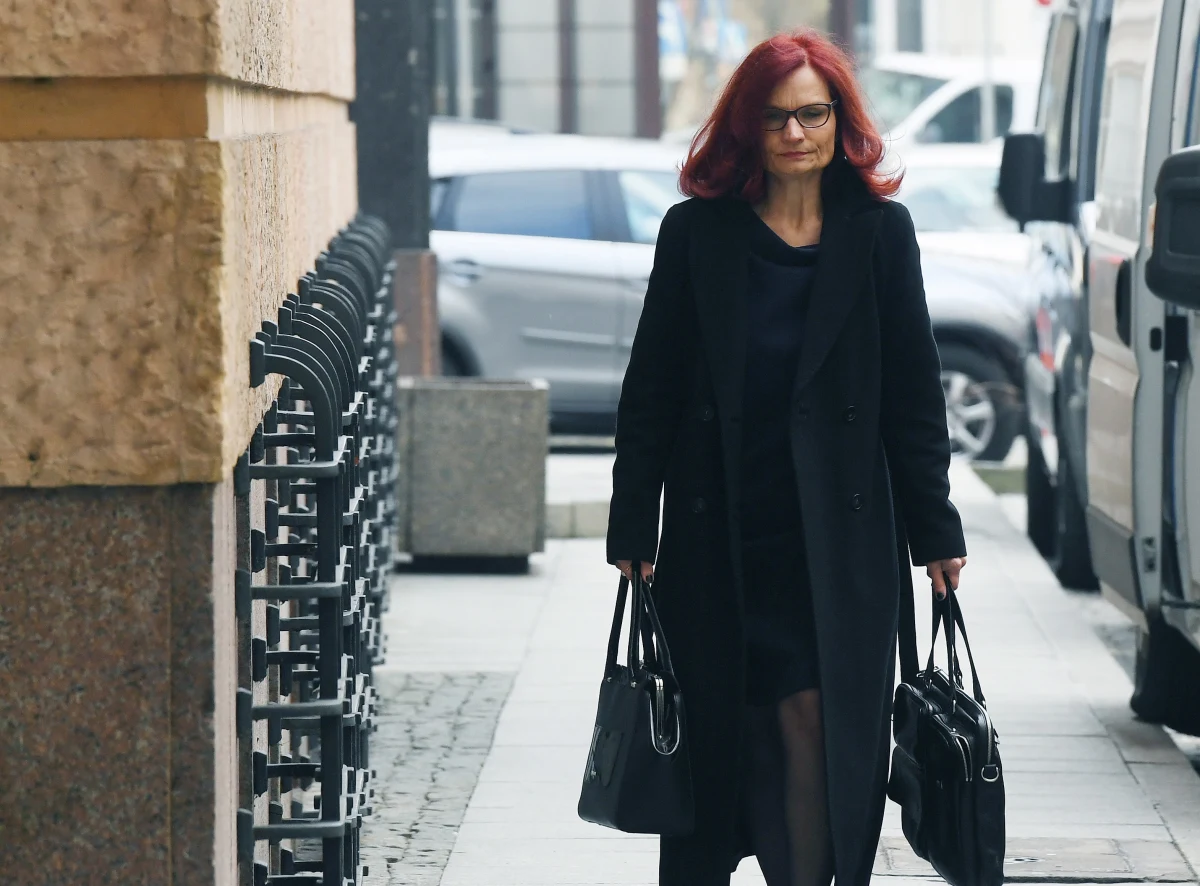 Państwowa Komisja Wyborcza poinformowała, że zdecydowała o powołaniu na szefa Krajowego Biura Wyborczego z dniem 3 marca Magdaleny Pietrzak. W poniedziałek szef MSWiA Joachim Brudziński, zgodnie ze znowelizowanymi przepisami Kodeksu wyborczego, przedstawił przewodniczącemu PKW Wojciechowi Hermelińskiemu kandydatów na stanowisko szefa Krajowego Biura Wyborczego. Magdalena Pietrzak to urzędniczka, sekretarz powiatu łowickiego miasta Zduńska Wola i gminy Skierniewice.