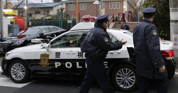 ​Japońska policja aresztowała w piątek dwóch mężczyzn, którzy oddali strzały w kierunku siedziby organizacji sprzyjającej Korei Północnej, uznawanej za nieformalną ambasadę tego kraju w Tokio - podała agencja Kyodo. Kule trafiły w bramę, nikt nie ucierpiał. Zatrzymanych w wieku 56 i 46 lat zidentyfikowano jako prawicowych aktywistów.