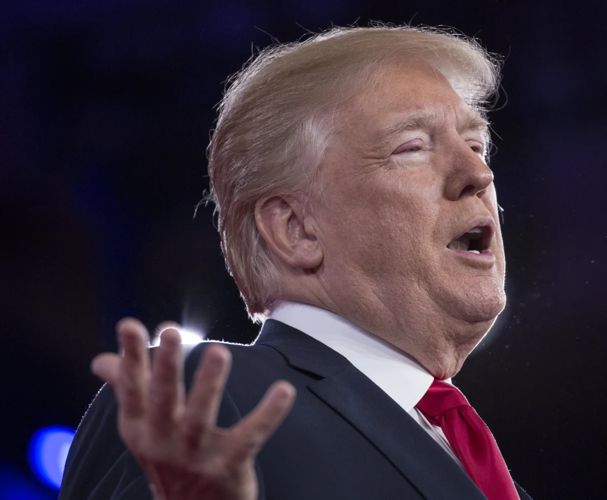 Izraelski premier Benjamin Netanjahu wyraził uznanie dla decyzji USA o przeniesieniu w maju ich ambasady z Tel Awiwu do Jerozolimy. Zadeklarował, że będzie to "wielki dzień dla mieszkańców Izraela".