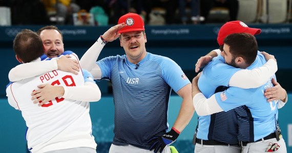 Męska reprezentacja USA w curlingu zdobyła złoty medal igrzysk olimpijskich w Pjongczangu. W finale pokonała Szwecję 10:7. To pierwszy tytuł wywalczony przez Amerykanów w tej dyscyplinie.