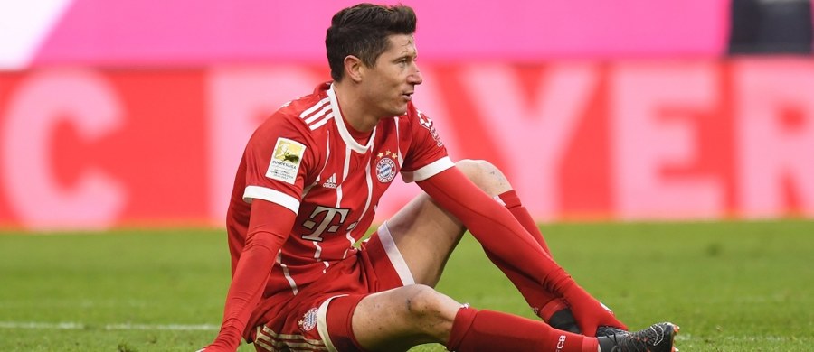 Robert Lewandowski po sobotnim meczu ligowym piłkarzy Bayernu Monachium z Herthą Berlin (0:0) zaprzeczył pogłoskom, że w lecie miałby opuści niemiecki klub i przenieść się do Realu Madryt.