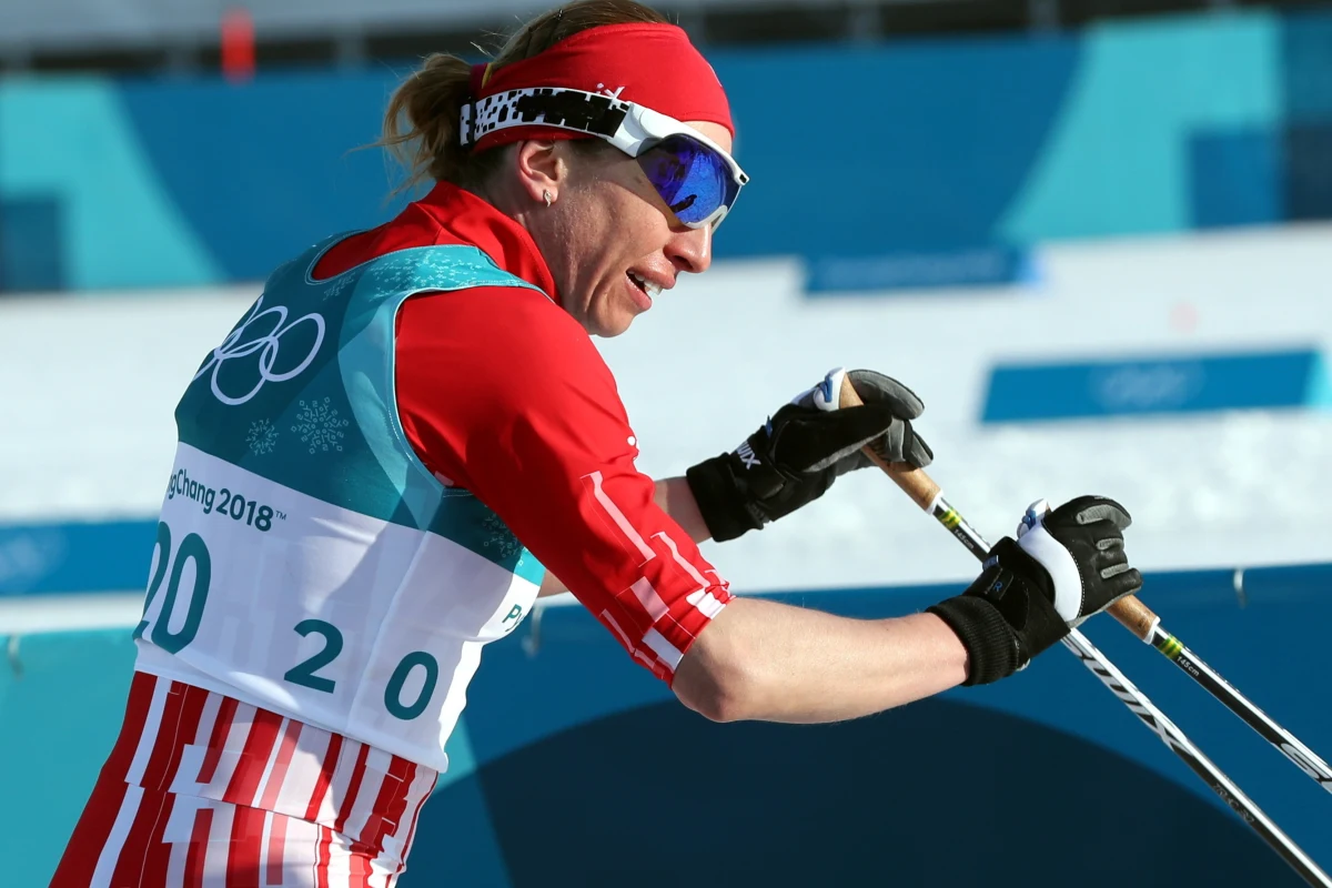 ​Justyna Kowalczyk zajęła 14. miejsce w biegu narciarskim na 30 km techniką klasyczną podczas igrzysk w Pjongczangu. To prawdopodobnie był ostatni olimpijski start w karierze 35-letniej Polki. "Nie mam precyzyjnych planów" - przyznała na mecie. Osiem lat temu w Vancouver Kowalczyk sięgnęła w tej konkurencji po złoto. Łącznie rywalizacja na 30 km, zarówno techniką klasyczną, jak i dowolną, przyniosła jej najwięcej trofeów - na igrzyskach jeszcze brąz w Turynie (2006) oraz trzy krążki mistrzostw świata, po jednym każdego koloru. W Korei Południowej również liczyła na sukces.