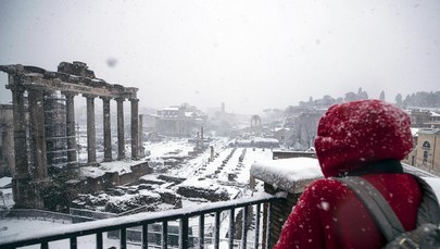 Syberyjski front zimna przyniósł do Rzymu… śnieg 