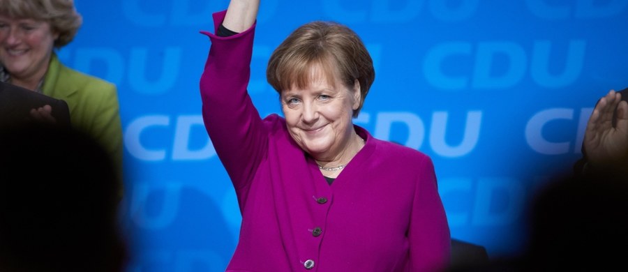 Partia Angeli Merkel CDU na poniedziałkowym zjeździe poparła zdecydowaną większością głosów umowę koalicyjną między chadeckim blokiem CDU/CSU, a socjaldemokratami z SPD. Teraz o utworzeniu rządu koalicyjnego członkowie SPD zdecydują w referendum.