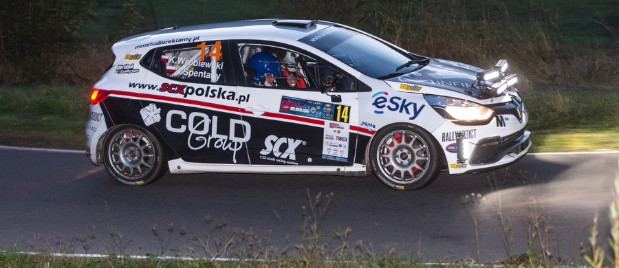 ​Kacper Wróblewski wraca do rywalizacji w Rajdowych Samochodowych Mistrzostwach Polski. Młody kierowca jeżdżący w barwach RMF FM zaprezentuje się już w kwietniu podczas Rajdu Świdnickiego. Wróblewski będzie jeździł Peugeotem 208 R2 ze stajni RallyTechnology. 