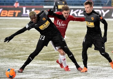 ​Mroźna Ekstraklasa musiała zagrać