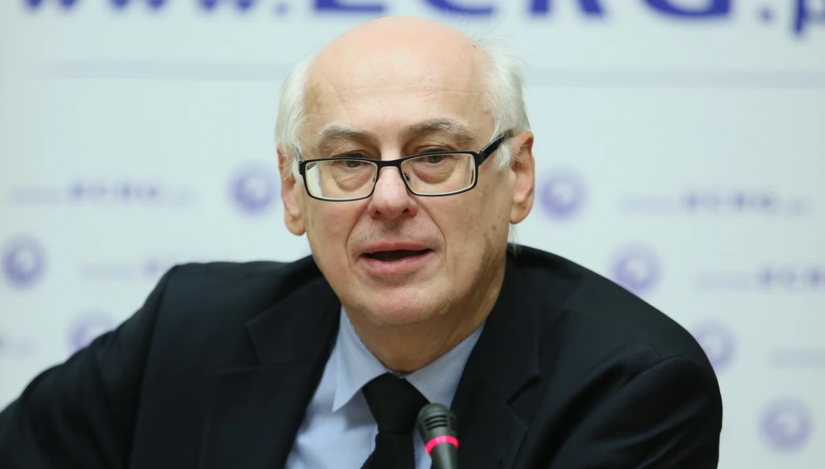 Wynik wyborów na wiceszefa Parlamentu Europejskiego pokazuje, że wielu eurodeputowanych złamało umowę, zgodnie z którą stanowisko po Ryszardzie Czarneckim należało się kandydatowi konserwatystów. Niektórzy eurodeputowani Platformy Obywatelskiej namawiali zagranicznych europosłów do sprzeciwu wobec Polaka. 