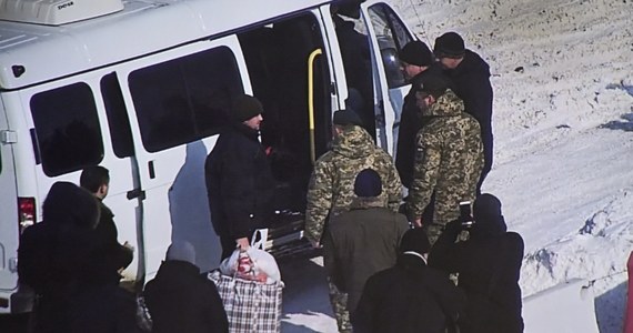 Na Ukrainę powrócili w piątek dwaj funkcjonariusze Straży Granicznej, uprowadzeni w 2017 roku przez rosyjskie służby specjalne. Zostali wymienieni na dwóch rosyjskich pograniczników, schwytanych na granicy z zaanektowanym przez Rosję Krymem.