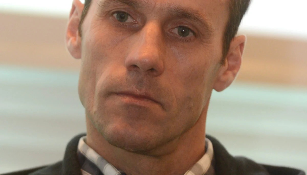 Już w sobotę w Toskanii kolarski wyścig Strade Bianche, a więc białe drogi. Na trasie są bowiem długi szutrowe odcinki. Na liście startowej żeńskiej rywalizacji choćby Katarzyna Niewiadoma, która przed rokiem była druga. U panów zeszłoroczny sukces spróbuje powtórzyć Michał Kwiatkowski, który triumfował tam także w 2014 roku. „To młody wyścig, który nieprawdopodobnie szybko przebił się swoją popularnością, prestiżem, a przede wszystkim widowiskowością” – podkreśla w rozmowie z RMF FM były kolarz Cezary Zamana. Jego zdaniem Michał Kwiatkowski może wygrać ten wyścig po raz trzeci, choć lista rywali robi wrażenie.