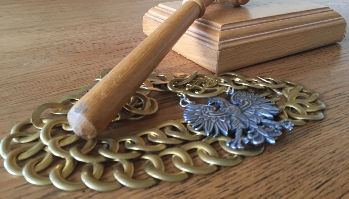 Reduta Dobrego Imienia poinformowała o złożeniu do sądu pozwu przeciwko argentyńskiemu dziennikowi internetowemu Pagina12, wykorzystując nowelę ustawy o IPN. Redakcja w artykule o zbrodni w Jedwabnem wykorzystała zdjęcie pomordowanych polskich żołnierzy podziemia niepodległościowego - podkreślono. 