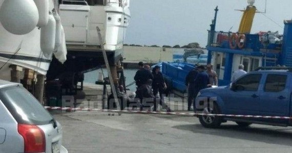 Grecka straż przybrzeżna przejęła około 1,3 tony przetworzonych konopi indyjskich, ukrytych na pokładzie kutra rybackiego. Jednostka została zatrzymana w pobliżu Krety.