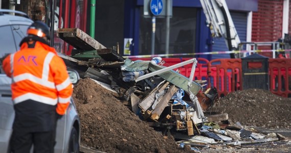 ​Policja aresztowała mężczyznę podejrzanego o nieumyślne spowodowanie śmierci pięciu osób, które 25 lutego zginęły w wybuchu w budynku w Leicester w środkowej Anglii. W budynku znajdował się polski sklep.