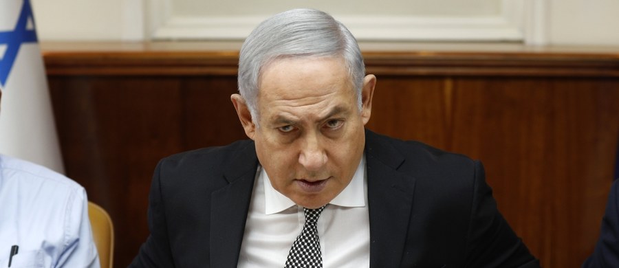 ​Były rzecznik Benjamina Netanjahu Nir Hefec, uwikłany w sprawę korupcyjną związaną z premierem Izraela, zawarł układ ze śledczymi, otrzymał status świadka i będzie zeznawał w postępowaniu przeciw Netanjahu - podały izraelskie media.