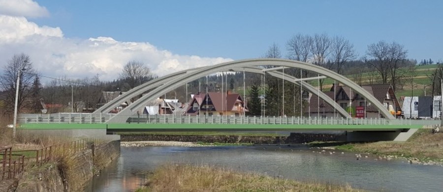 Ważna informacja dla kierowców - we wtorek rozpoczęła się budowa nowego mostu w Białym Dunajcu na zakopiance. Stary i uszkodzony most, na którym wprowadzono ruch wahadłowy, od kilku lat był powodem sporych korków między Nowym Targiem a Zakopanem. 