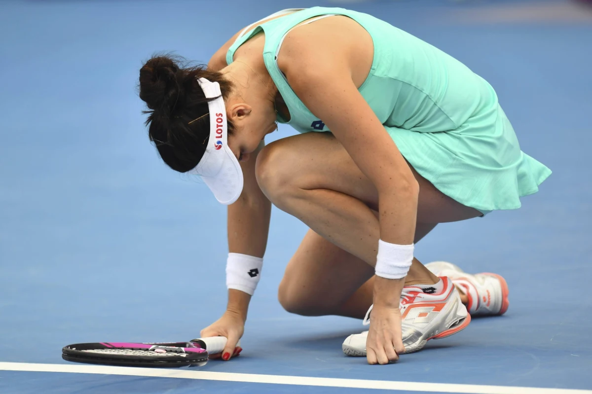 ​Powrót Sereny Williams i Wiktorii Azarenki, brak Rafaela Nadala i Stana Wawrinki. Rusza turniej w Indian Wells, w którym również powalczą dwie Polki. Agnieszka Radwańska chce przełamać w Kalifornii złą passę, choć w losowaniu nie miała szczęścia i w pierwszym meczu może trafić na Marię Szarapową. Dużo łatwiej ma Magda Linnete, która według eksperta - Adama Romera - ma przed sobą rywalki, które jest w stanie pokonać. Z redaktorem naczelnym "Tenisklubu" rozmawiał Paweł Pawłowski.