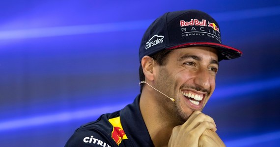 Australijczyk Daniel Ricciardo w zespołu Red Bull poprawił - podczas testów teamów Formuły 1 na Circuit de Catalunya pod Barceloną - nieoficjalny rekord. Od 10 lat należał on do Brazylijczyka Felipe Massy z Ferrari.