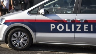 Atak nożownika w Wiedniu. Policja szuka napastnika