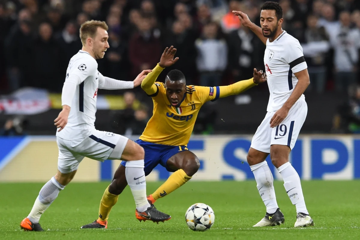 Piłkarze Juventusu Turyn i Manchesteru City zameldowali się w środowy wieczór w gronie ćwierćfinalistów Ligi Mistrzów. Ekipa z Turynu - której rezerwowym golkiperem był Wojciech Szczęsny - cieszyła się z awansu po wygranym 2:1, bardzo emocjonującym meczu z Tottenhamem w Londynie. Manchester City z kolei przechodzi do następnej rundy rozgrywek mimo porażki u siebie z FC Basel 1:2.