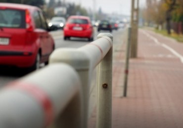 Opłata emisyjna? "Może dotknąć kieszeni każdego tankującego kierowcy"