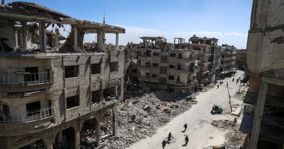 Siedem lat wojny domowej w Syrii spowodowało "kolosalną tragedię humanitarną" - oświadczył Wysoki Komisarz Narodów Zjednoczonych ds. Uchodźców (UNHCR) Filippo Grandi w komunikacie wydanym w Bejrucie przed przypadającą 15 marca rocznicą wybuchu konfliktu. 