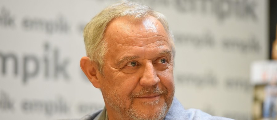 68-letni aktor Marek Kondrat ogłosił, że on i jego partnerka Antonina Turnau zostali rodzicami. Para potwierdziła nowinę w rozmowie z portalem pudelek.pl.